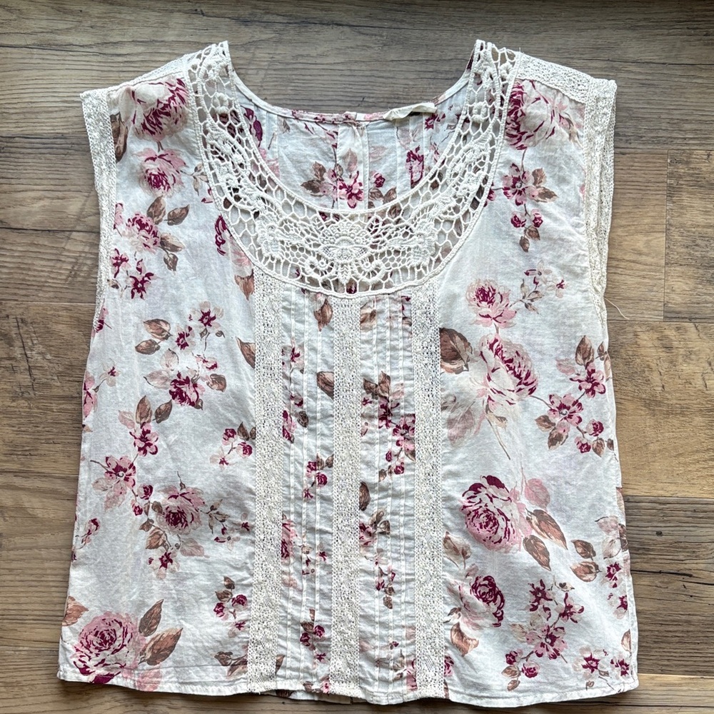 Floral Lace Women's Top